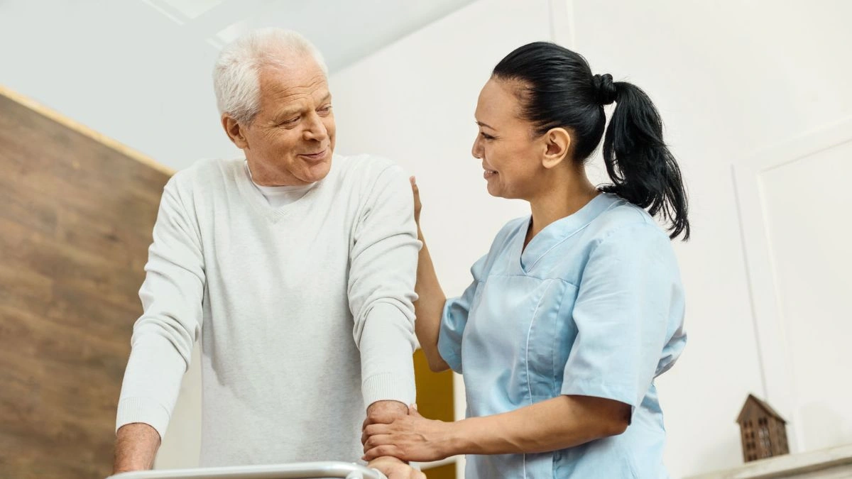 Le Salaire d'une Aide-Soignante Ce Que Gagne Sandrine